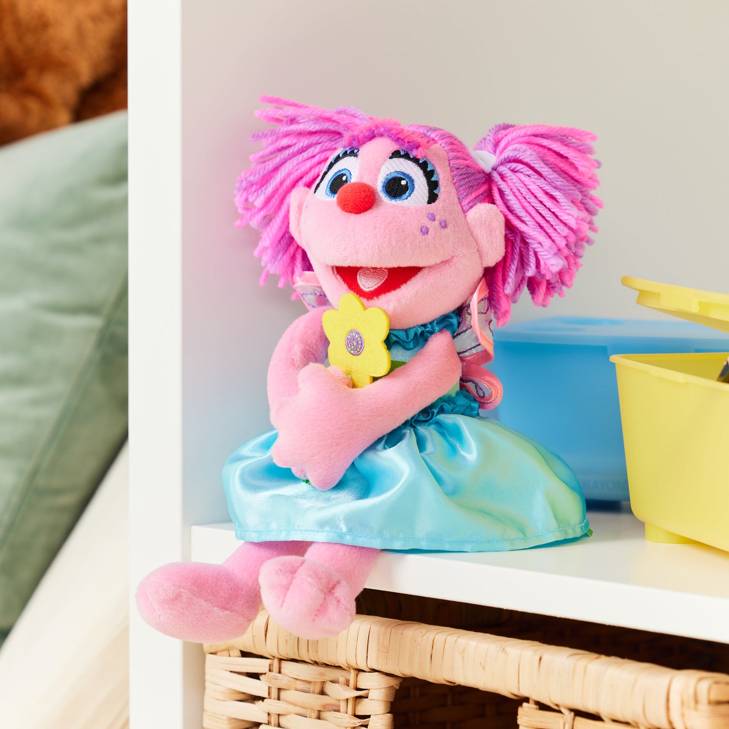 Sesame Street: Abby Cadabby with Flowers, 11 in
