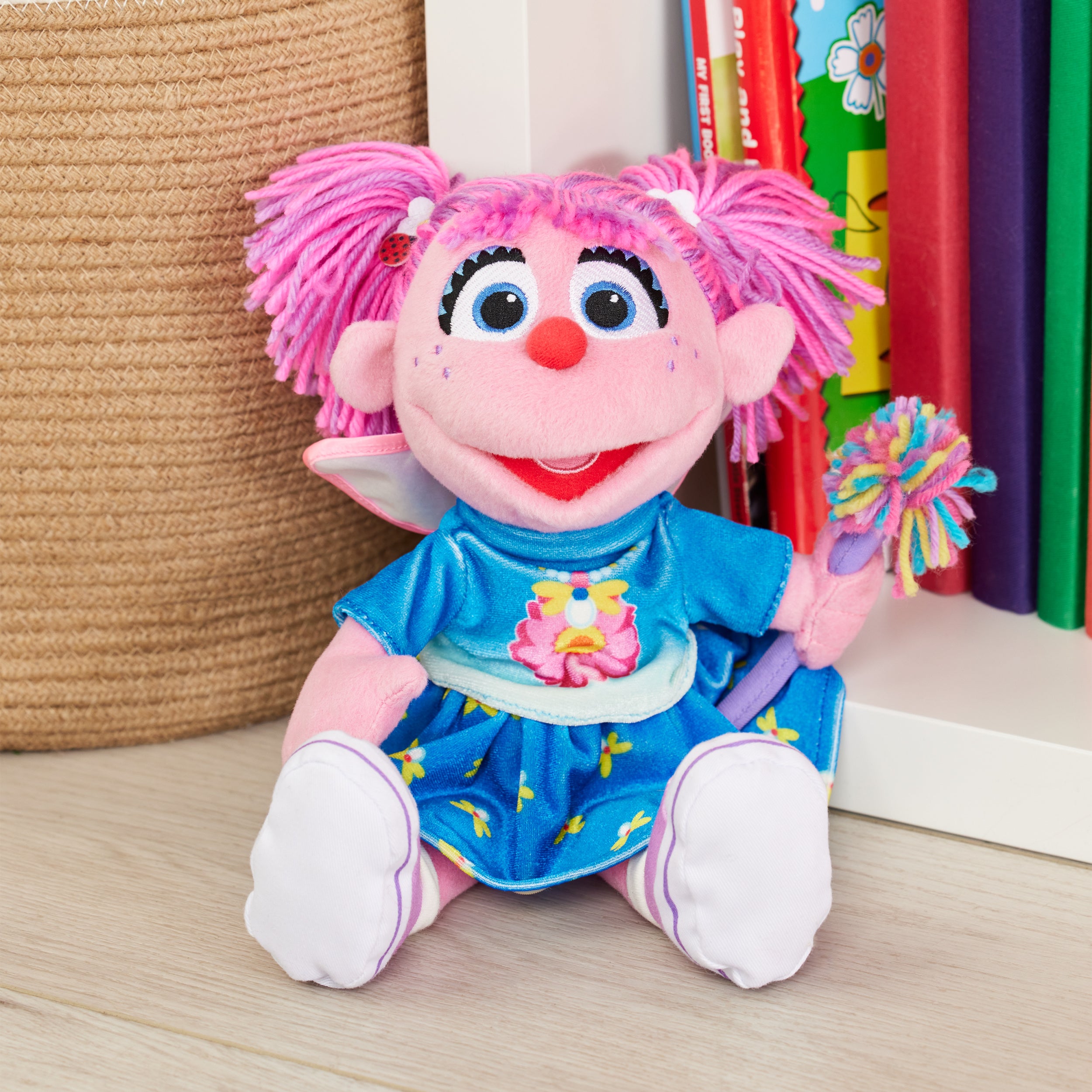 Abby Cadabby with Wand, 11 in – Gund